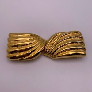 Vintage Gold Tone Twisted Belt Buckle